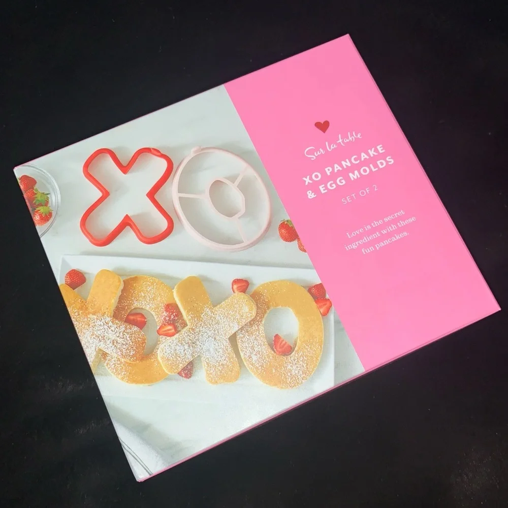 NEW! “XO” Pancake & Egg Molds, Sur La Table, Brand New in Box, FABULOUS